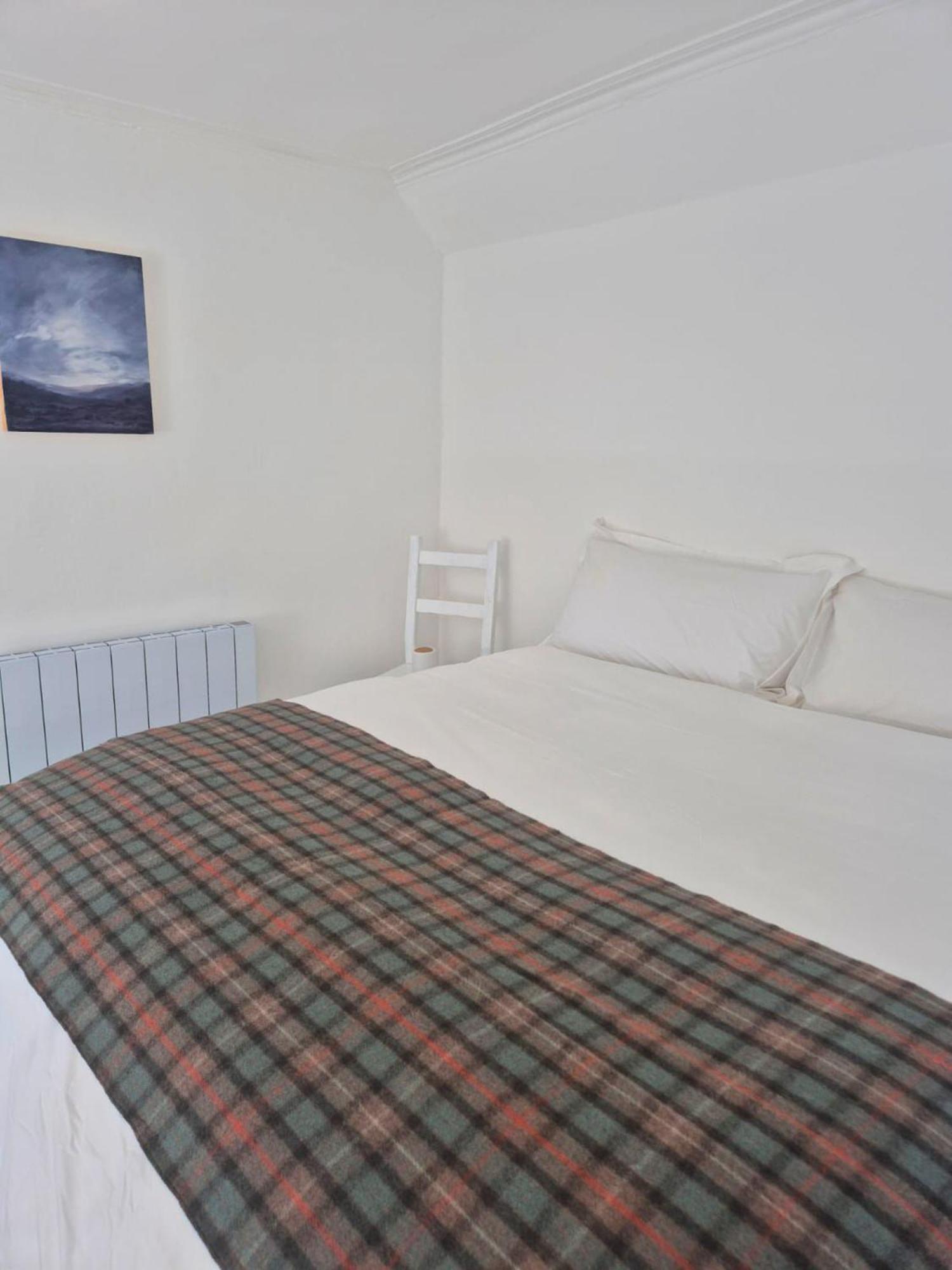 Mackinnon Cottage - 3 Bedroom Cottage Broadford (Isle of Skye) Exterior foto